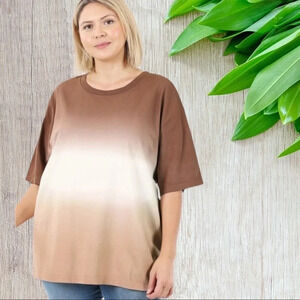 WOMENโS PLUS SIZE SHORT SLEEVE OMBRร DIP DYE TEE 100% COTTON
